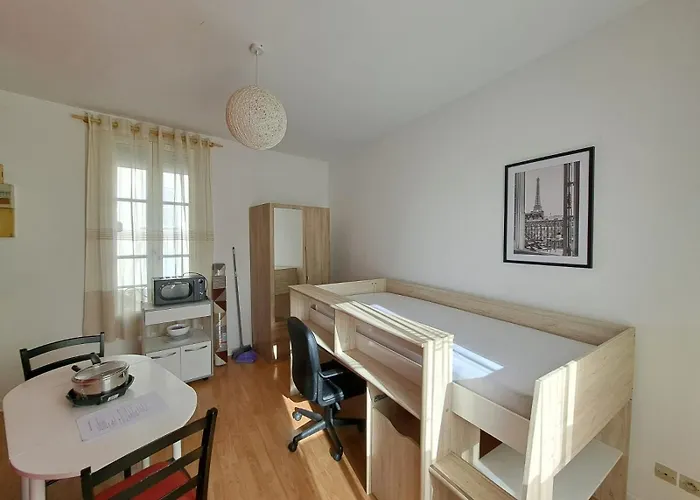 아파트 Confortable Centre 푸아티에